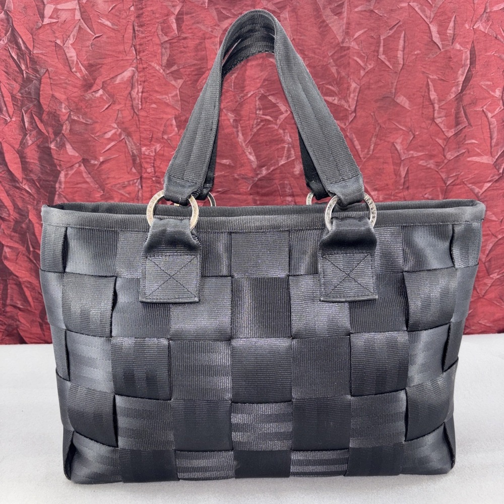 Harveys Original Seatbelt Black Shoulder Bag 4 Carriage Rings Double Belt Handle - Picture 1 of 16